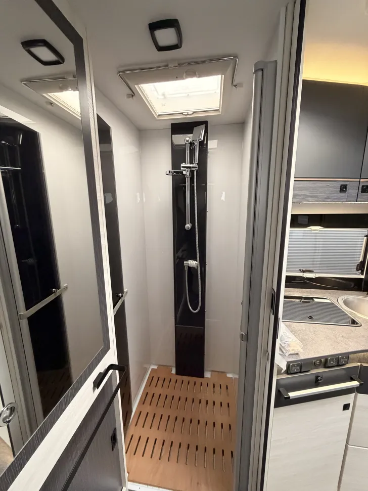 Fahrzeugbild Chausson Teilintegrierte 630 Titanium Premium TV + Auto-Sat #10