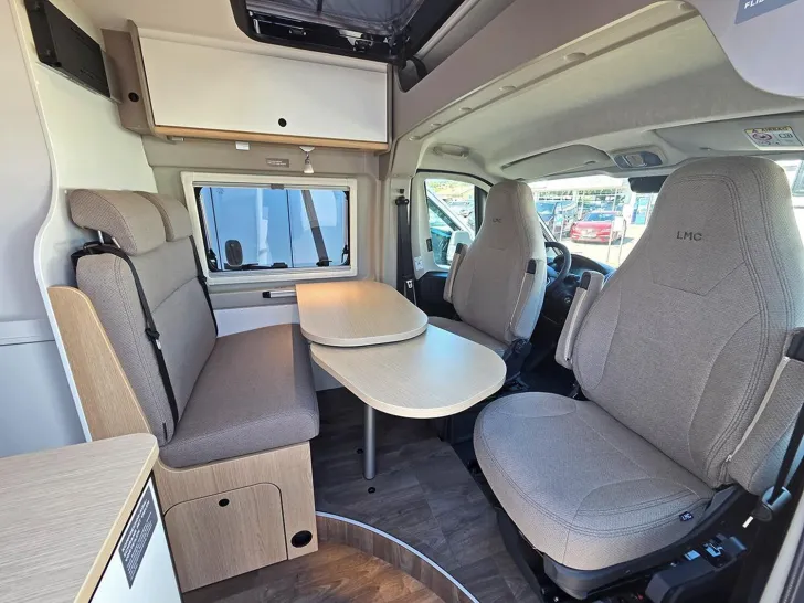 Fahrzeugbild LMC Innovan Pure 600 *Aufstelldach*Automatik* #7