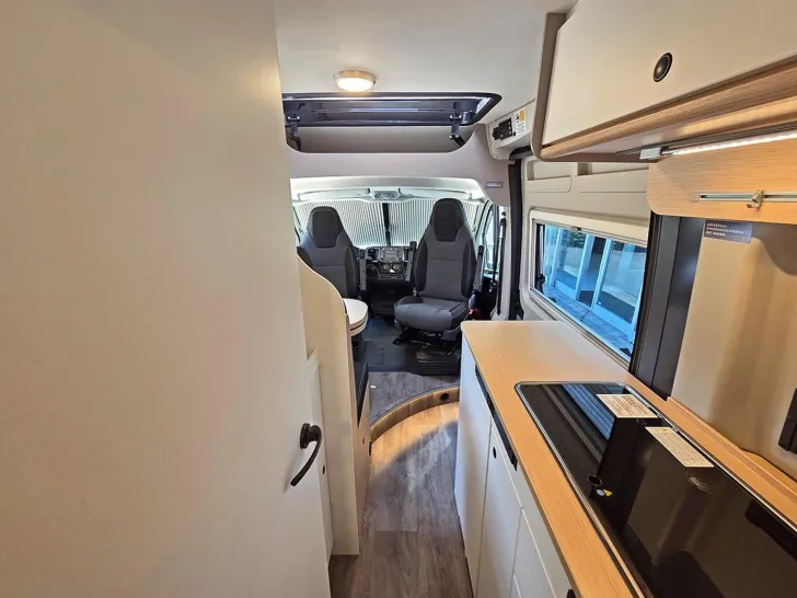 Fahrzeugbild LMC Innovan Pure 600 *Aufstelldach* #15