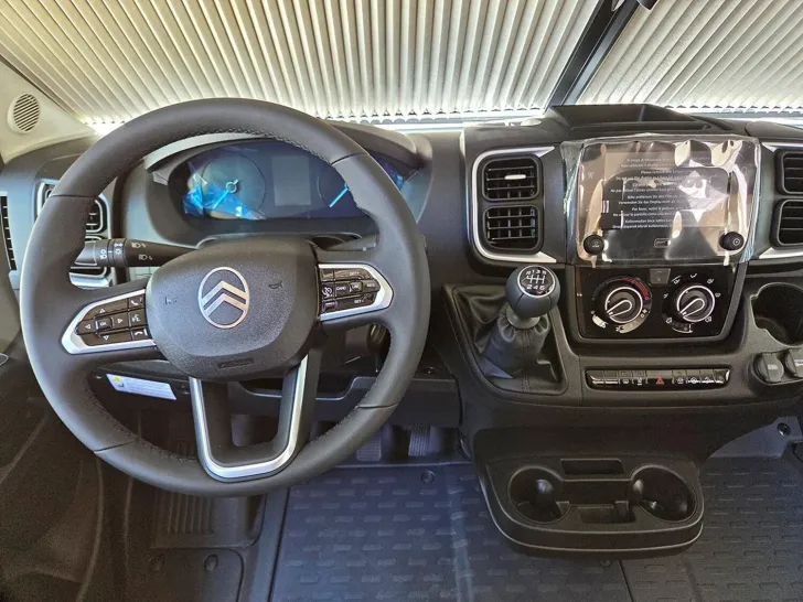 Fahrzeugbild LMC Innovan Pure 600 *Aufstelldach* #22