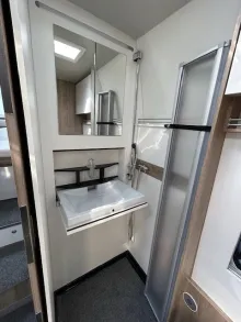 Fahrzeugbild Mercedes-Benz Sprinter fast neuwertig #7