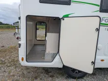 Fahrzeugbild Forster T FT599HB Markise/Doppel-Din-Radio/Fahrradträger/Alu/RFK/Travel-Line-Plus-Paket/Mückengittertür #25