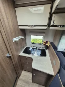 Fahrzeugbild Dethleffs Trend T 7057 EB Ducato 130 PS Diesel #11