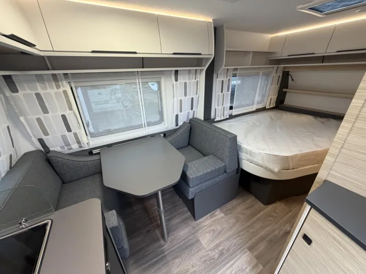 Fahrzeugbild Fendt Apero Activ 390 FH #5