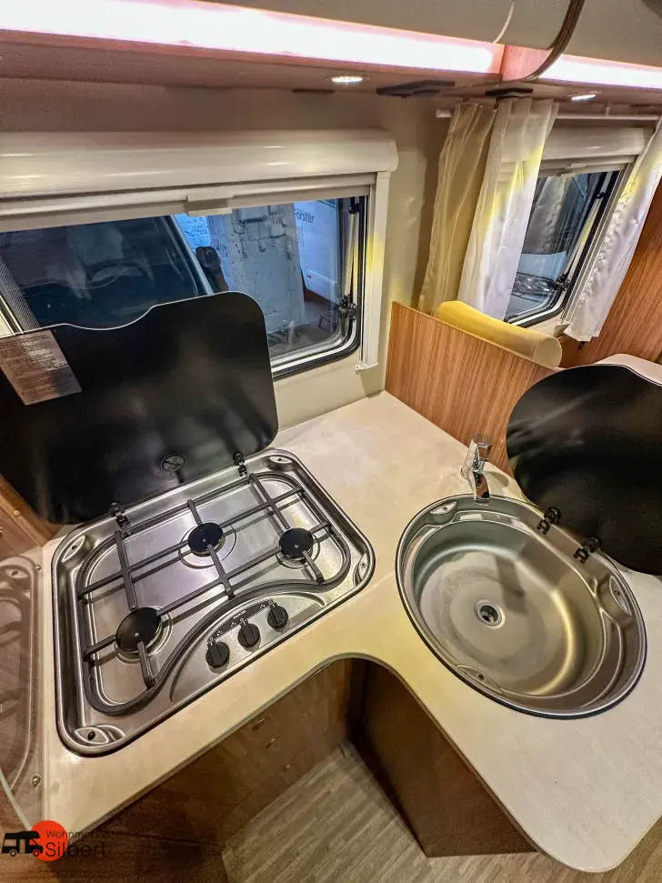 Fahrzeugbild Carado T 447 - TV/SAT*Einzelbetten*Fußboden #14