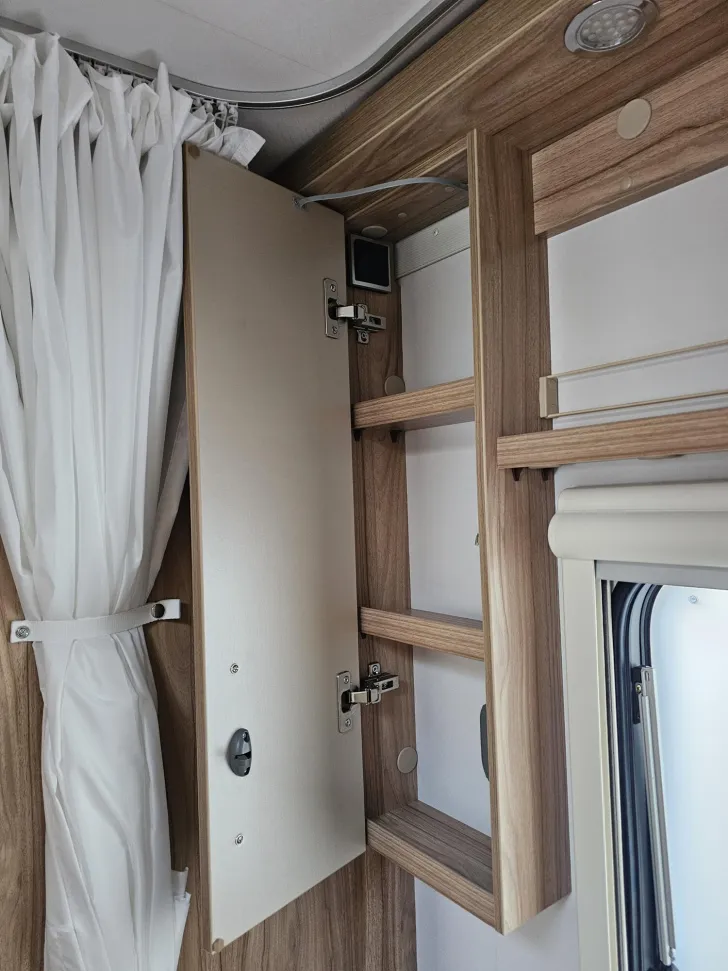 Fahrzeugbild Hymer Eriba Eriba Nova Light 515 /Etagenbett/Markise #46