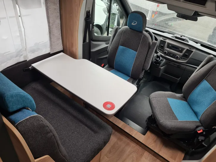 Fahrzeugbild Dethleffs Globebus Go T 15 /Comfort-Paket/Fahrradträger #9