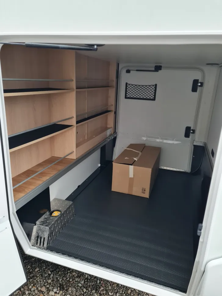 Fahrzeugbild Hymer B-Klasse MC T 680 /170PS/Automatik/Hubbett #8