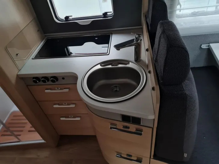 Fahrzeugbild Hymer B-Klasse MC T 680 /170PS/Automatik/Hubbett #18