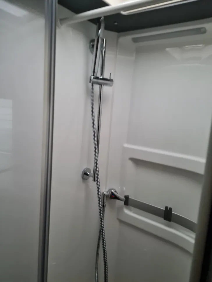 Fahrzeugbild Hymer B-Klasse MC T 680 /170PS/Automatik/Hubbett #24