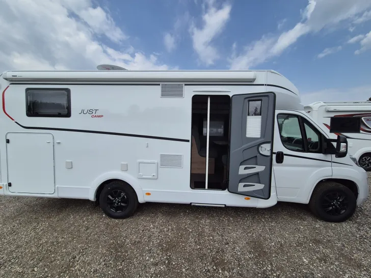Fahrzeugbild Dethleffs Just Camp T 7052 EB /Hubbett/Markise/TV/SAT #4