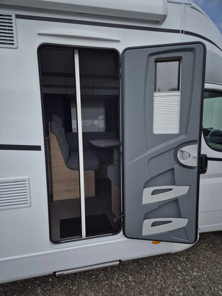 Fahrzeugbild Dethleffs Just Camp T 7052 EB /Hubbett/Markise/TV/SAT #9
