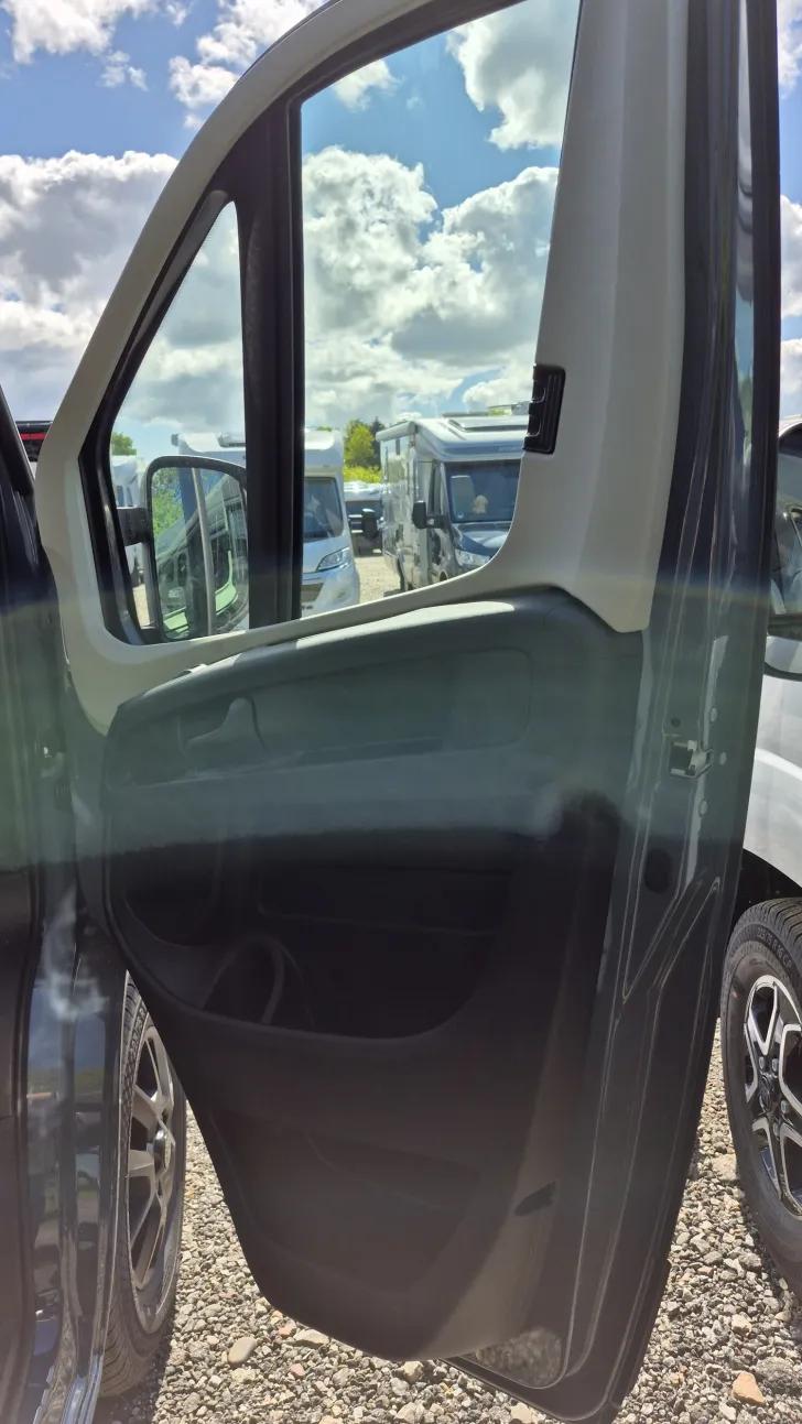 Fahrzeugbild Dethleffs Globetrail 540 DR Citroen Markise/Aufstelldach #9