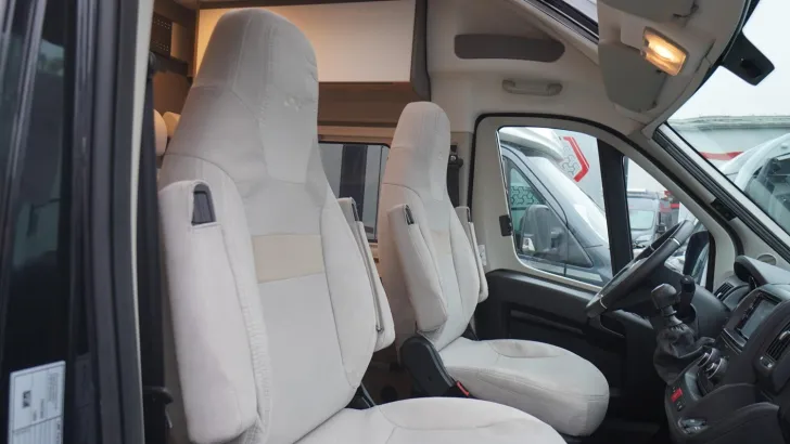 Fahrzeugbild LMC Innovan 600 Citroen/RFK/AHK/Markise #10