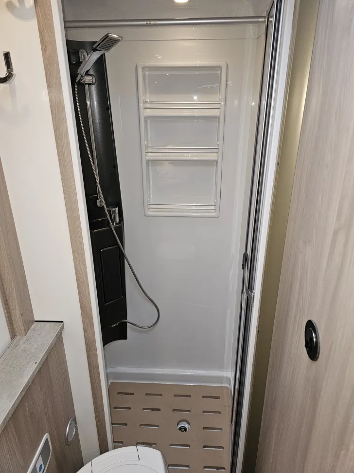 Fahrzeugbild Kabe Travel Master Crown i760 LXL /Klima/Solar #28