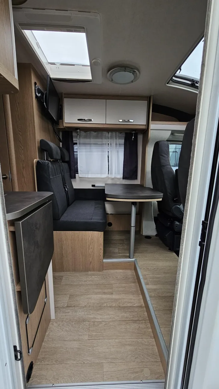 Fahrzeugbild Hobby Optima OnTour Edition F V65 GE /ehem. Vermietfzg #10