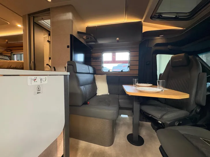 Fahrzeugbild Hymer ML-T CrossOver 570 / VOLLLEDERAUSSTATTUNG RÜHL #7