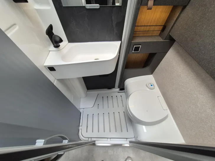 Fahrzeugbild Hymer ML-T CrossOver 570 / VOLLLEDERAUSSTATTUNG RÜHL #38