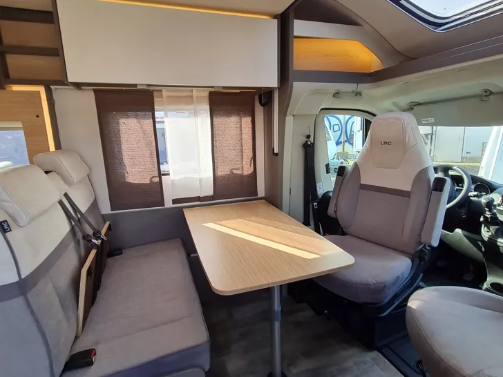 Fahrzeugbild LMC Tourer Lift H 730 G / Solar, Markise, WLAN, TV #11