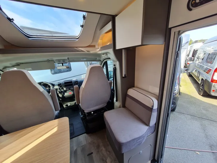Fahrzeugbild LMC Tourer Lift H 730 G / Solar, Markise, WLAN, TV #17