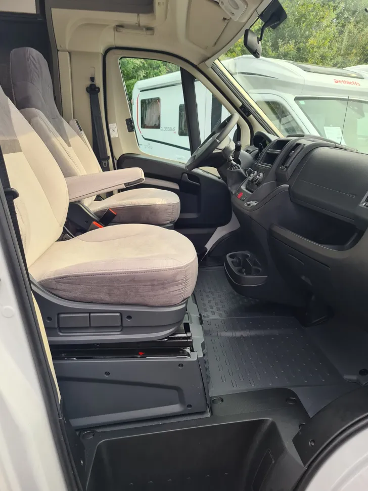 Fahrzeugbild LMC Tourer Lift H 730 G /Solar, Markise, WLAN und TV #8