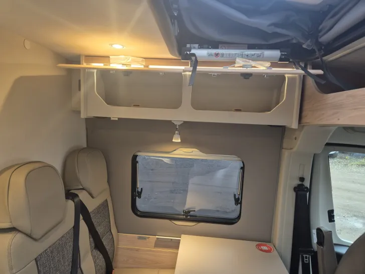 Fahrzeugbild Dethleffs Globetrail 640 ES Fiat MJ25/Automatik/Schlafdach #12