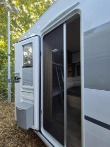 Fahrzeugbild LMC Videro 580 K /2.000kg/Etagenbett #8