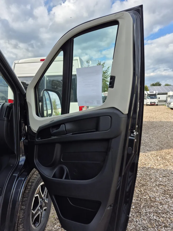Fahrzeugbild LMC Innovan 540 Automatik/Schlafdach/Dieselheizung #8