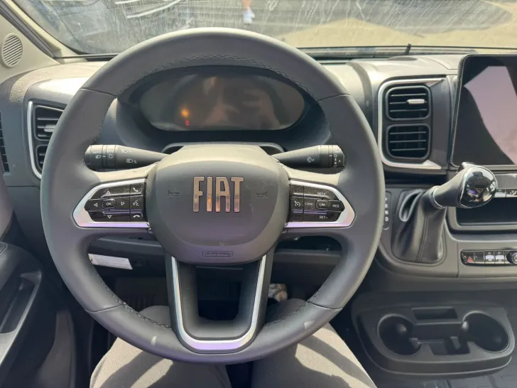 Fahrzeugbild LMC Innovan 640 Fiat Automatik/Aufstelldach/Navi #12