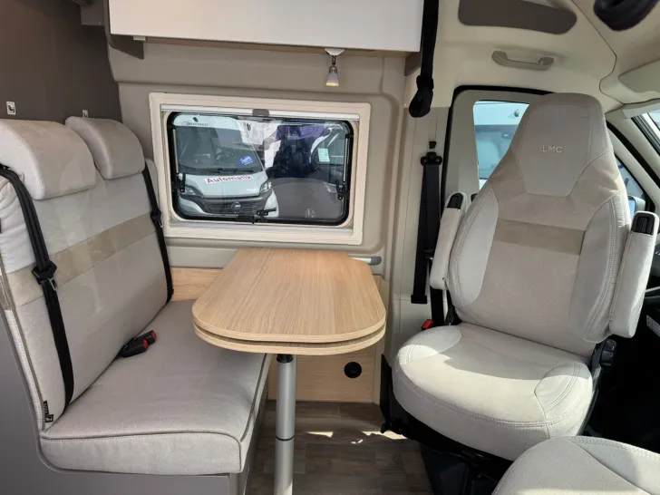 Fahrzeugbild LMC Innovan 640 Fiat Automatik/Aufstelldach/Navi #17