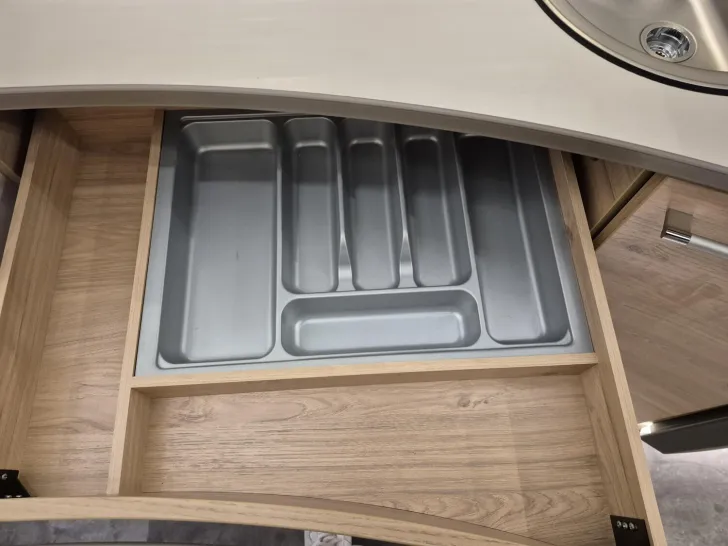 Fahrzeugbild Dethleffs Esprit I 7150-2 EB SAT/TV #27