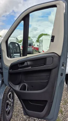 Fahrzeugbild Dethleffs Globetrail 600 DR Citroen Aufstelldach/Combi6D #8