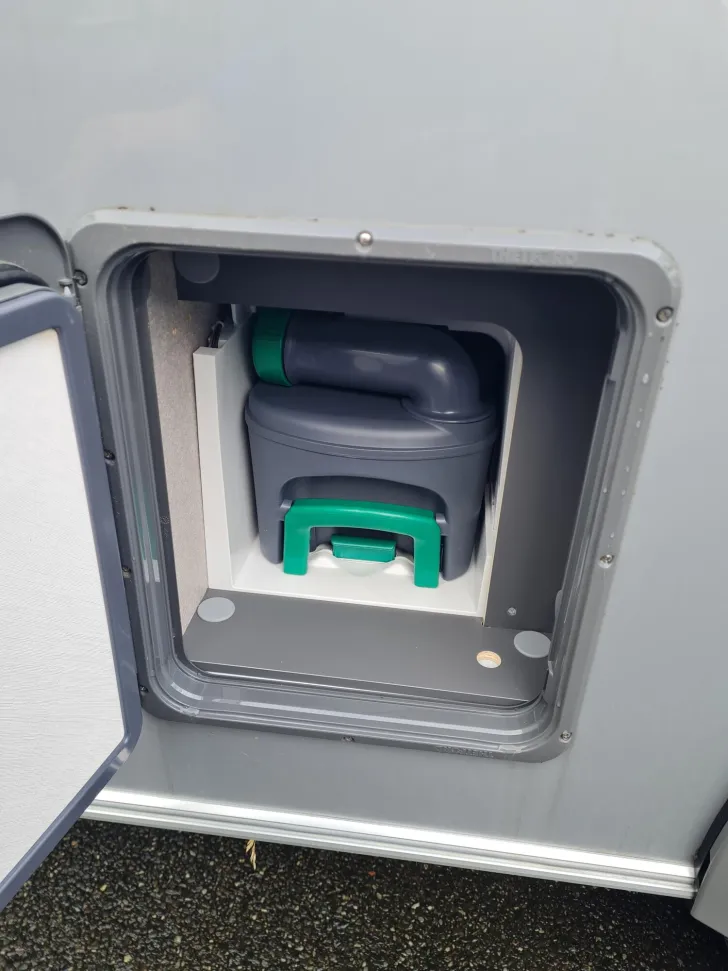 Fahrzeugbild Hymer Eriba Eriba Feeling 442 /Moving-Paket/Combi4E/Dusche #15