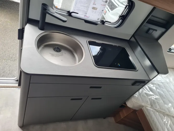 Fahrzeugbild Hymer Eriba Eriba Feeling 442 /Moving-Paket/Combi4E/Dusche #28