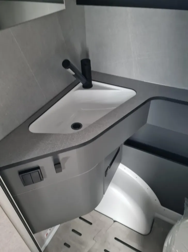 Fahrzeugbild Hymer Eriba Eriba Feeling 442 /Moving-Paket/Combi4E/Dusche #42