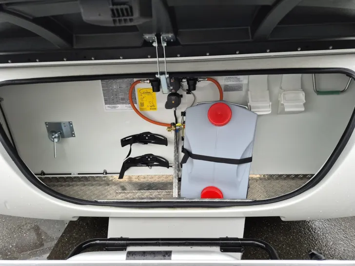 Fahrzeugbild Hymer Eriba Eriba Novaline 442 /Moving/Combi4/1.500kg #25