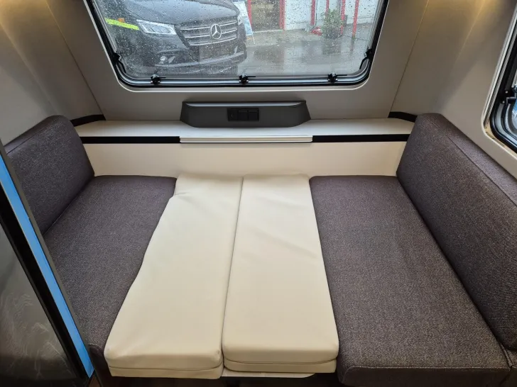 Fahrzeugbild Hymer Eriba Eriba Novaline 442 /Moving/Combi4/1.500kg #30