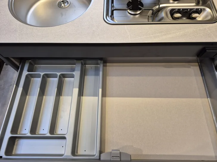 Fahrzeugbild Hymer Eriba Eriba Novaline 442 /Moving/Combi4/1.500kg #32
