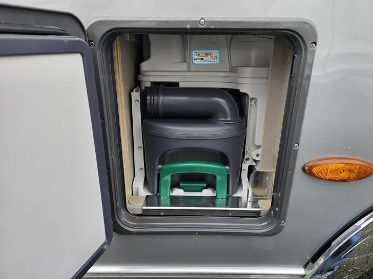 Fahrzeugbild Hymer Eriba Eriba Touring 630 URBAN/SCHLAFDACH/ATC/COMBI4E #8