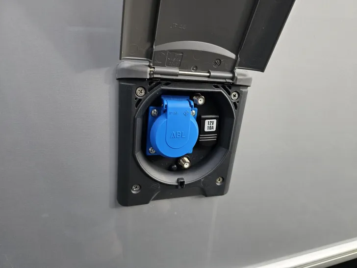 Fahrzeugbild Hymer Eriba Eriba Touring 630 URBAN/SCHLAFDACH/ATC/COMBI4E #10