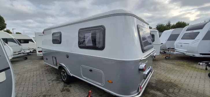 Fahrzeugbild Hymer Eriba Eriba Touring 630 Urban / ATC / COMBI 4 E / 1,6t #5