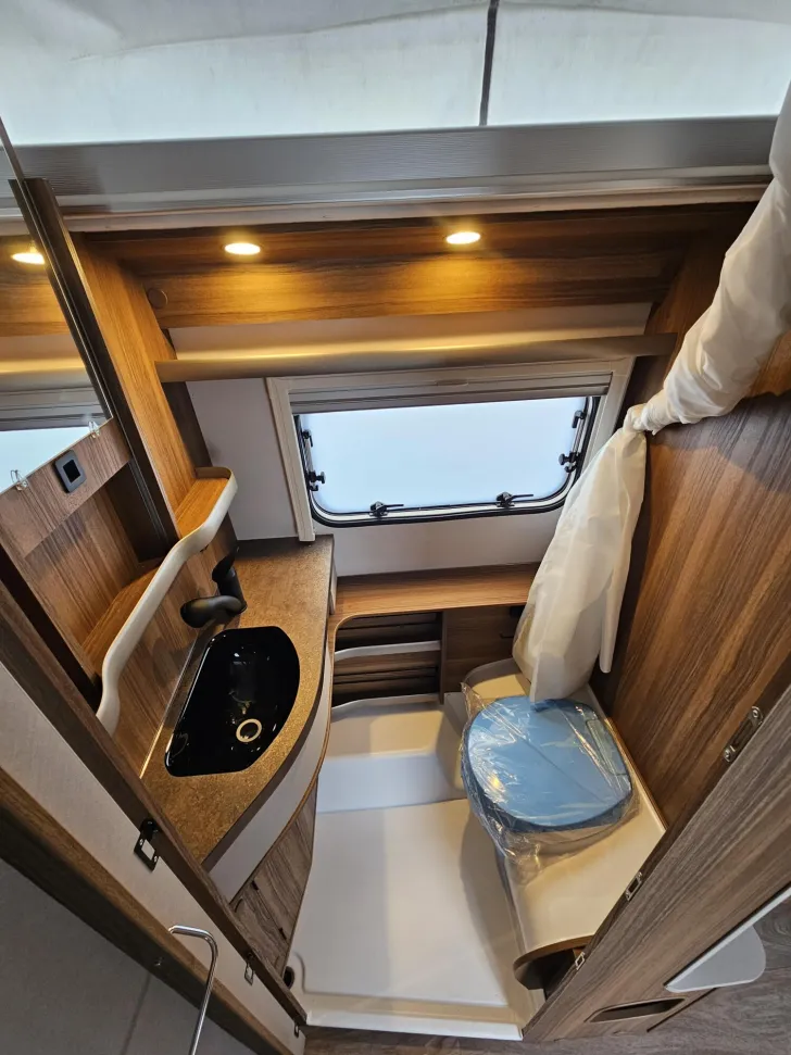Fahrzeugbild Hymer Eriba Eriba Touring 620 /Design-Paket/Frontküche #47