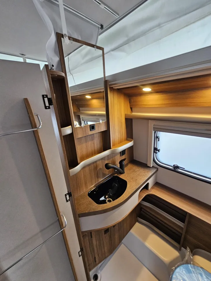 Fahrzeugbild Hymer Eriba Eriba Touring 620 /Design-Paket/Frontküche #48