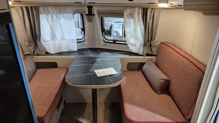 Fahrzeugbild Hymer Eriba Eriba Touring 630 Tango Red Edition / SCHLAFDACH #13