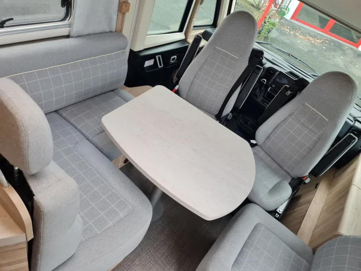Fahrzeugbild Eura Mobil Integra 720 QB /Markise/AHK/Navi/RFK #14