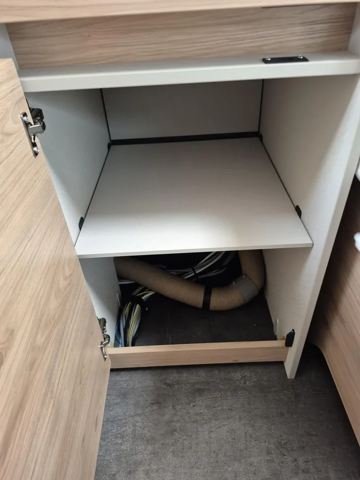 Fahrzeugbild Dethleffs Camper 490 EST FIRST EDITION 2026 #31