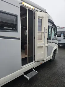 Fahrzeugbild Carthago C1-tourer I 143 /SAT/TV/MARKISE/LUFTFEDERUNG #13