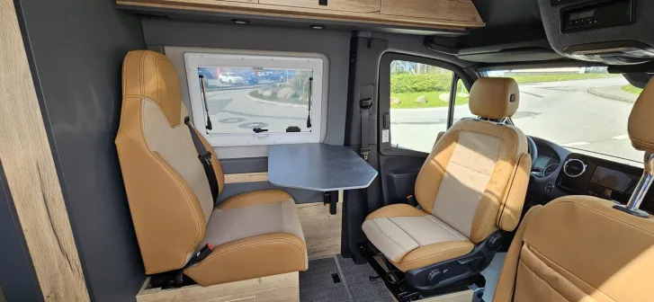 Fahrzeugbild Pössl Roadstar X Mercedes 190 PS / 4x4 / Slideout #15