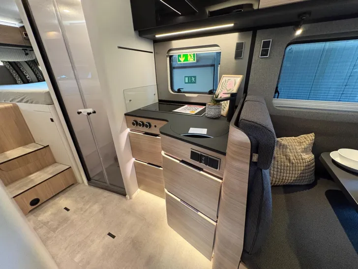 Fahrzeugbild Hymer B-Klasse MC I 680 Lithium/Inverter/Hubstützen #13