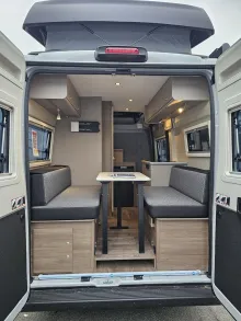 Fahrzeugbild Carado pro CV 541 Automatik/Markise/2-Sitzer/Schlafdach #9